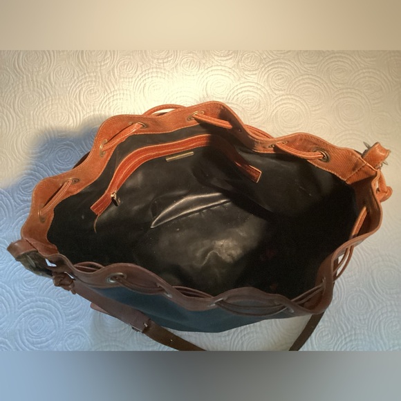 Bottega Veneta Marco Polo Bucket Bag - Picture 12 of 16